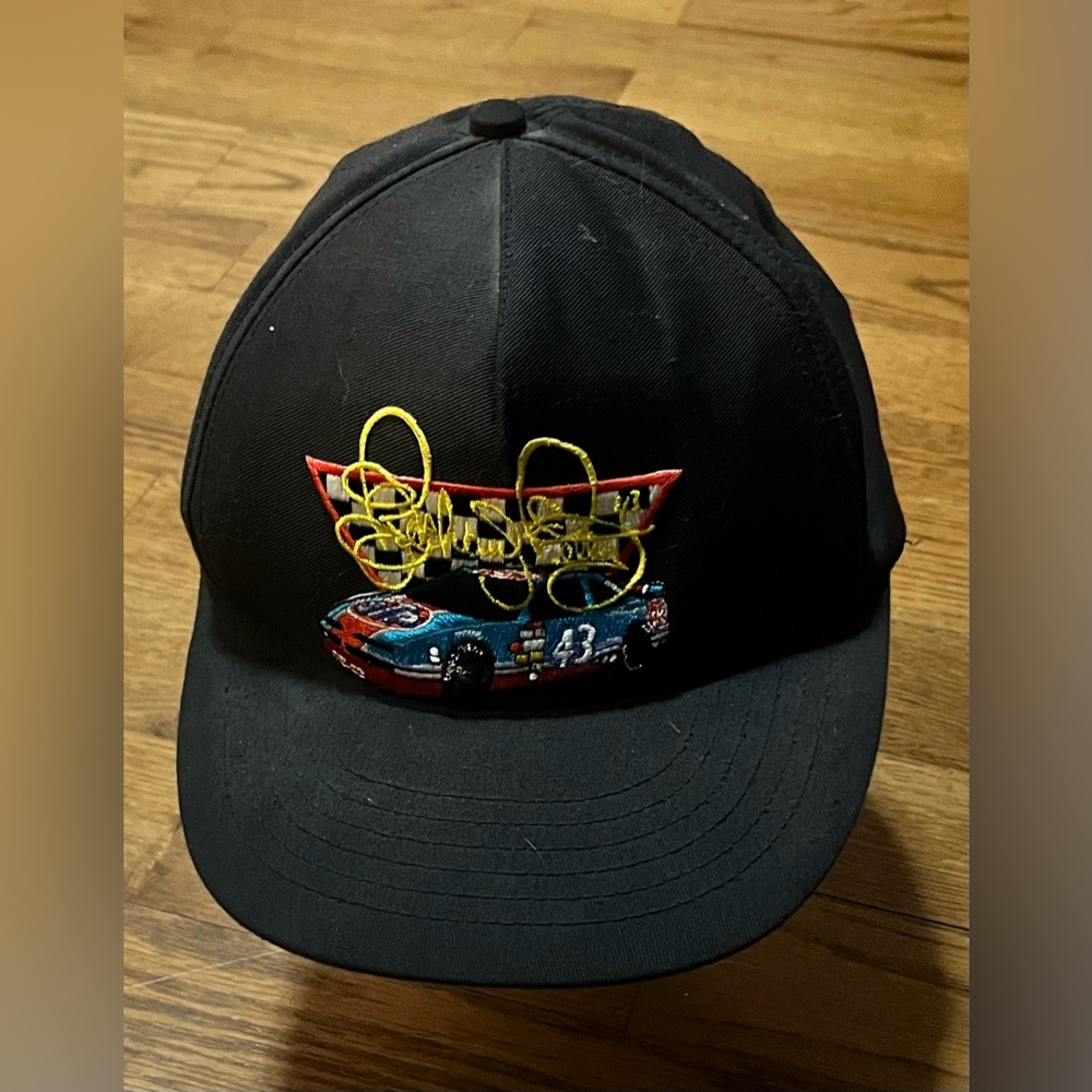 Vintage 80’s Richard Petty #43 NASCAR STP Racing Team Snapback Trucker Hat